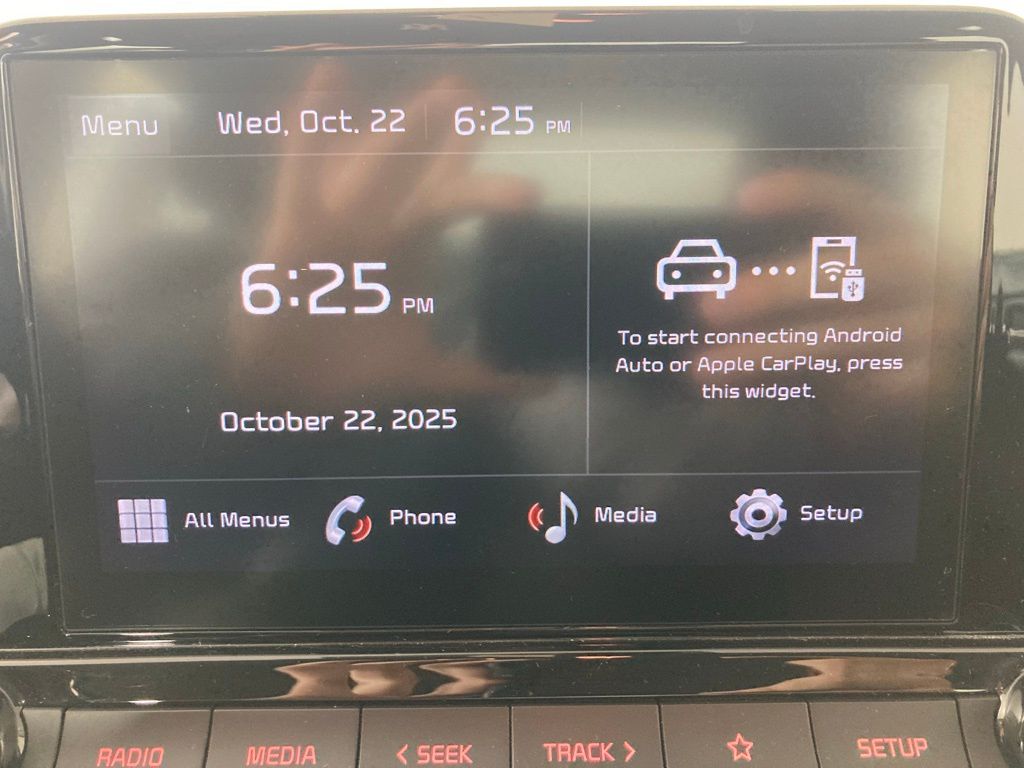 2024 Kia Forte LXS photo 4