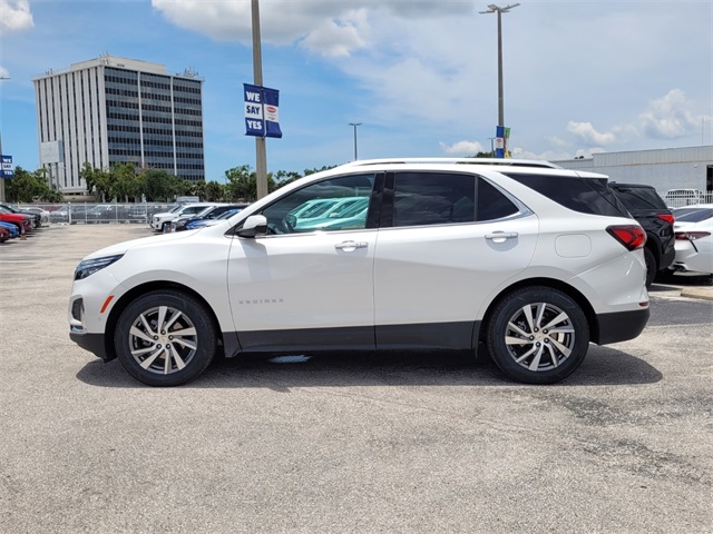 2022 Chevrolet Equinox Premier photo 2