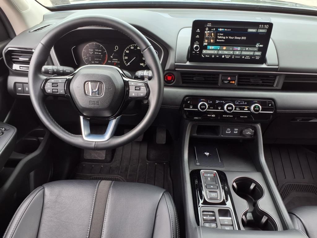 2025 Honda Pilot EX-L photo 16