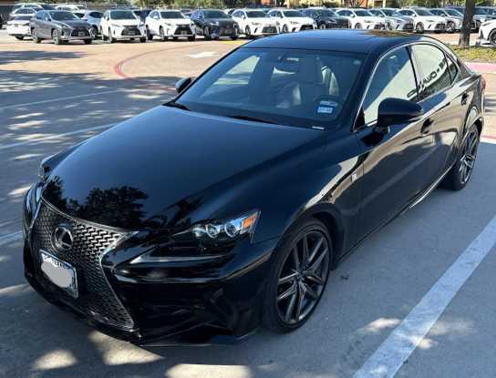 2015 Lexus IS 250's photo