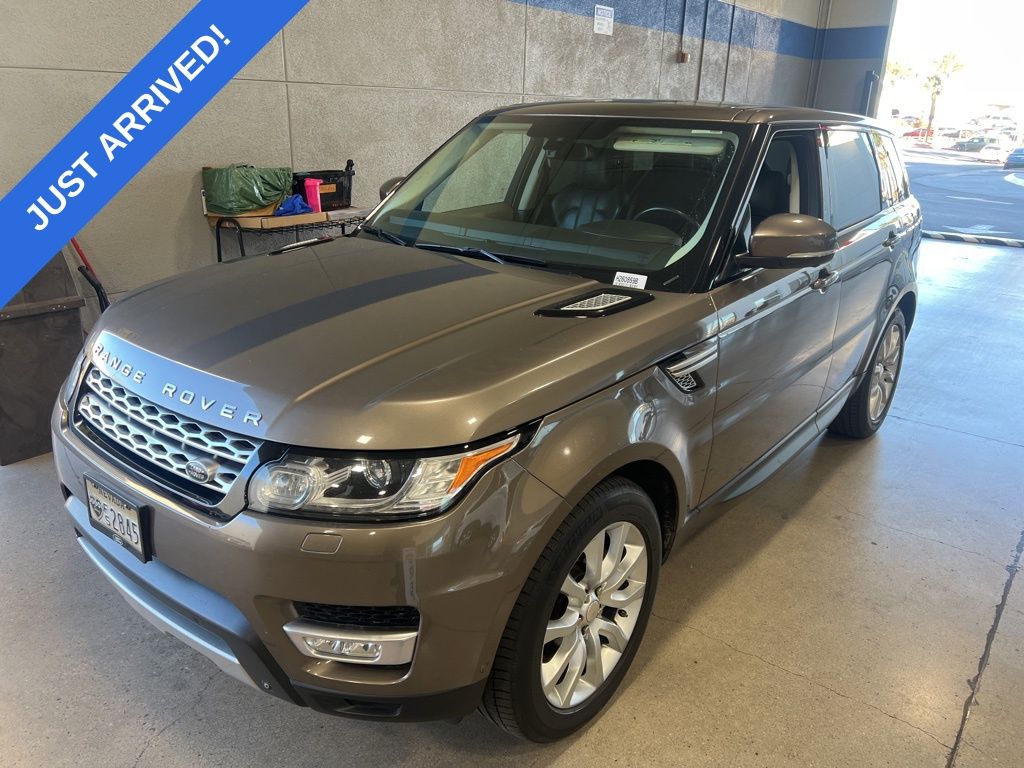 2014 Land Rover Range Rover Sport SE's photo