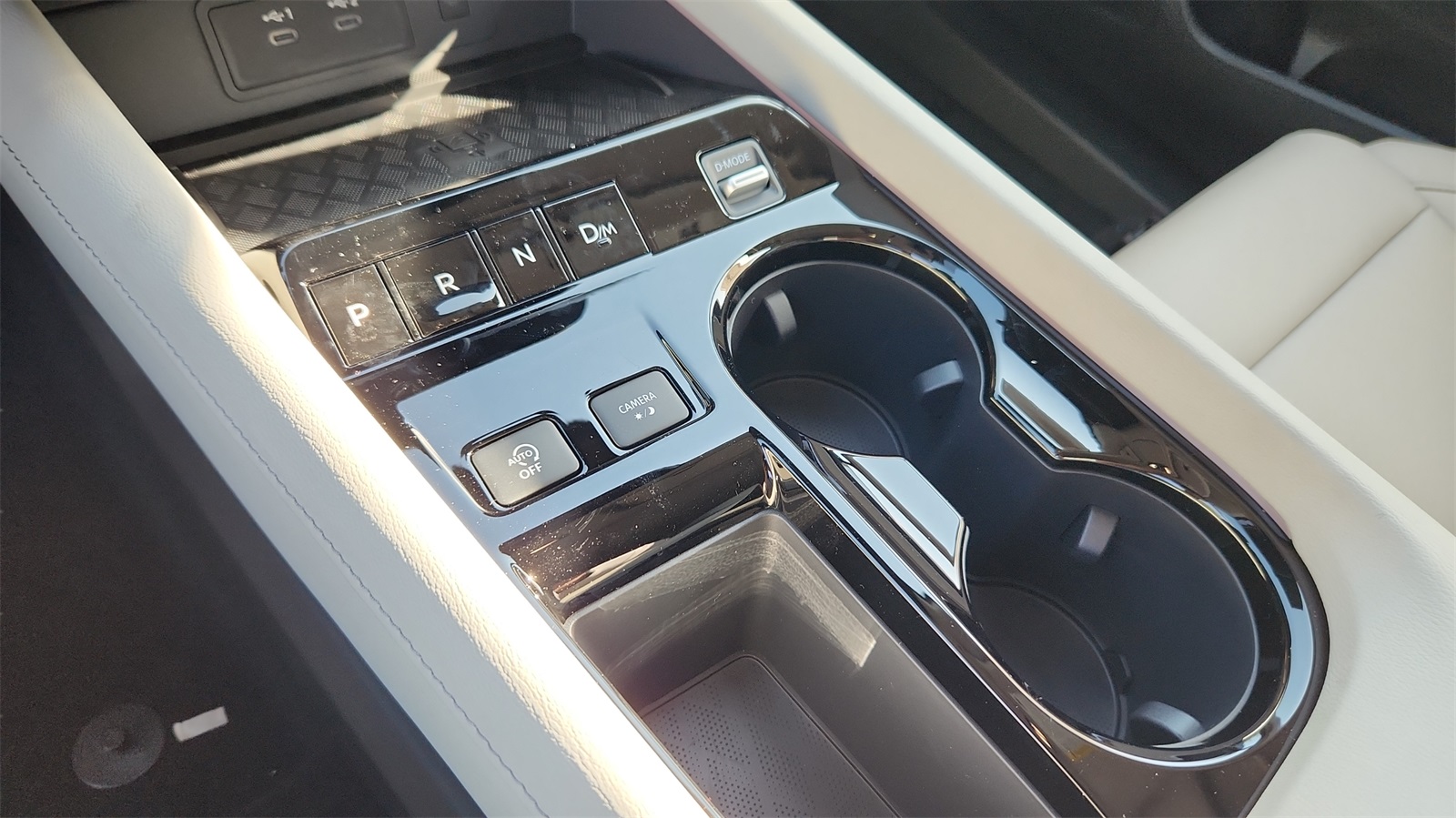 2025 Nissan Murano SL photo 12