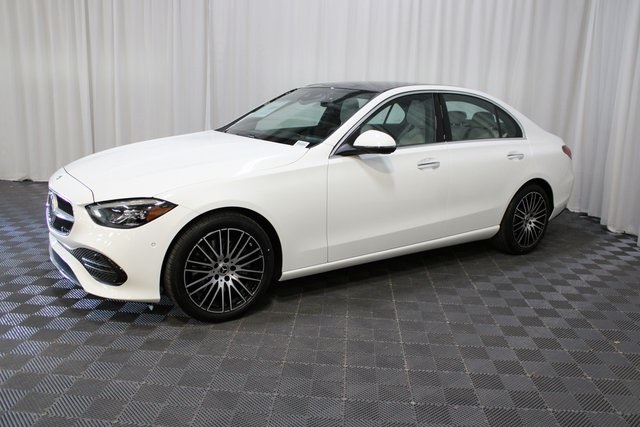 2025 Mercedes Benz C 300 4MATIC photo 4