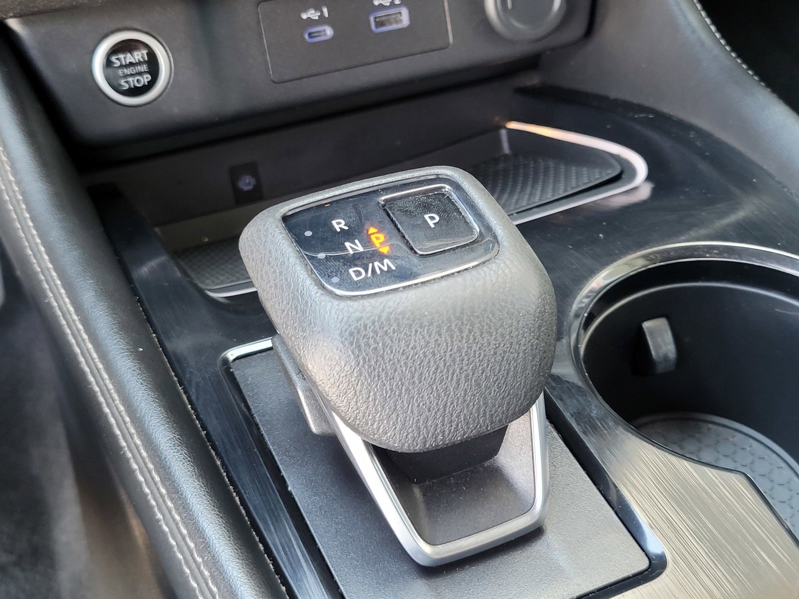 2021 Nissan Rogue Platinum photo 21