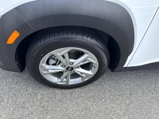 2023 Hyundai Kona SEL photo 11