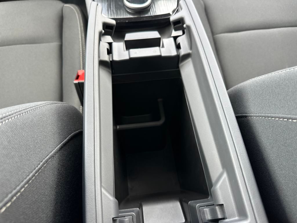 2026 Nissan Rogue S photo 24
