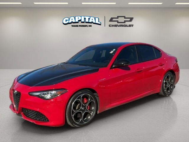 2023 Alfa Romeo Giulia Veloce's photo