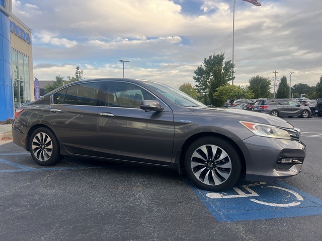 2017 Honda Accord Hybrid EX-L photo 4
