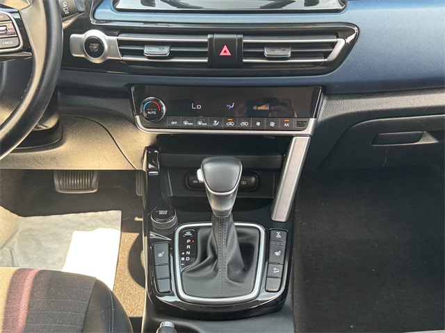 2023 Kia Seltos S photo 25