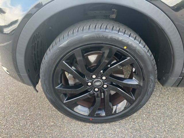 2019 Land Rover Discovery Sport HSE photo 9