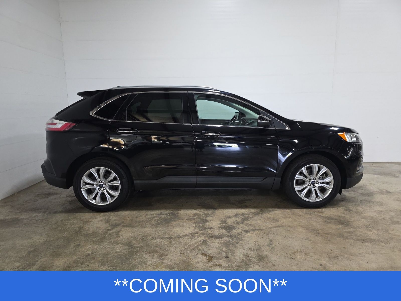 2020 Ford Edge Titanium photo 4