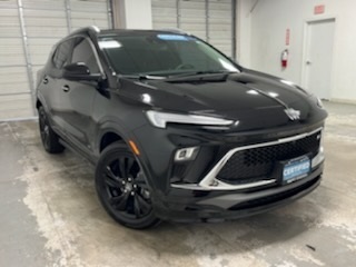 2025 Buick Encore GX Sport Touring's photo