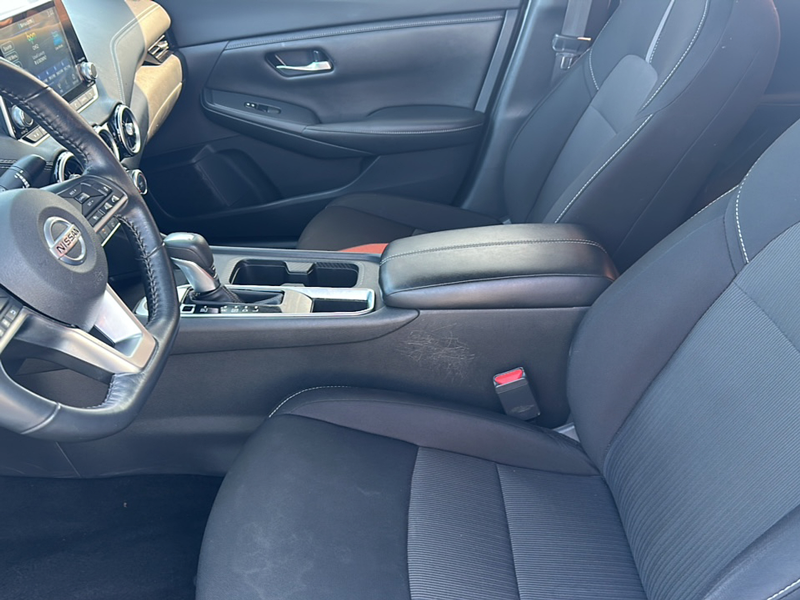 2022 Nissan Sentra SV photo 3