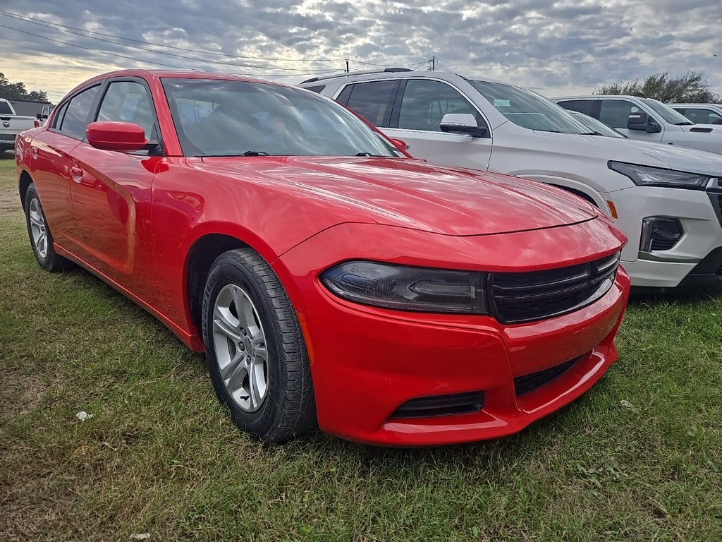 2019 Dodge Charger SXT photo 4