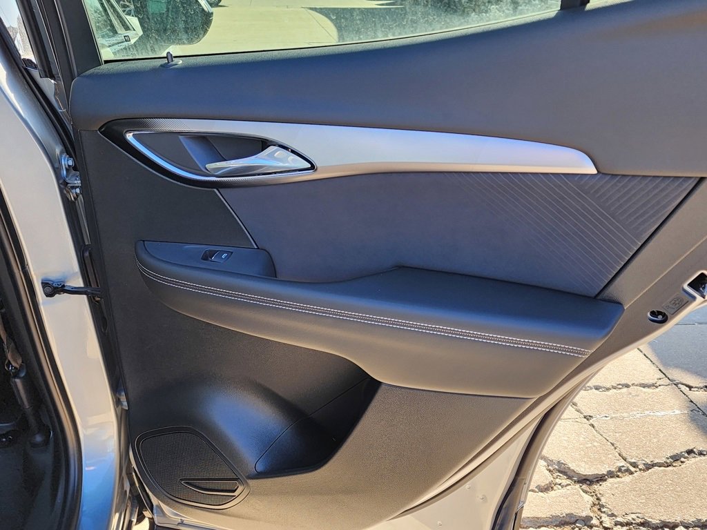 2025 Buick Envision Sport Touring photo 32