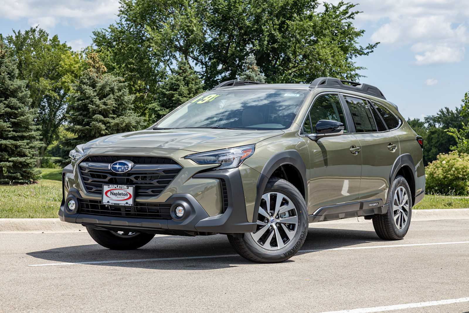 2025 Subaru Outback Premium's photo