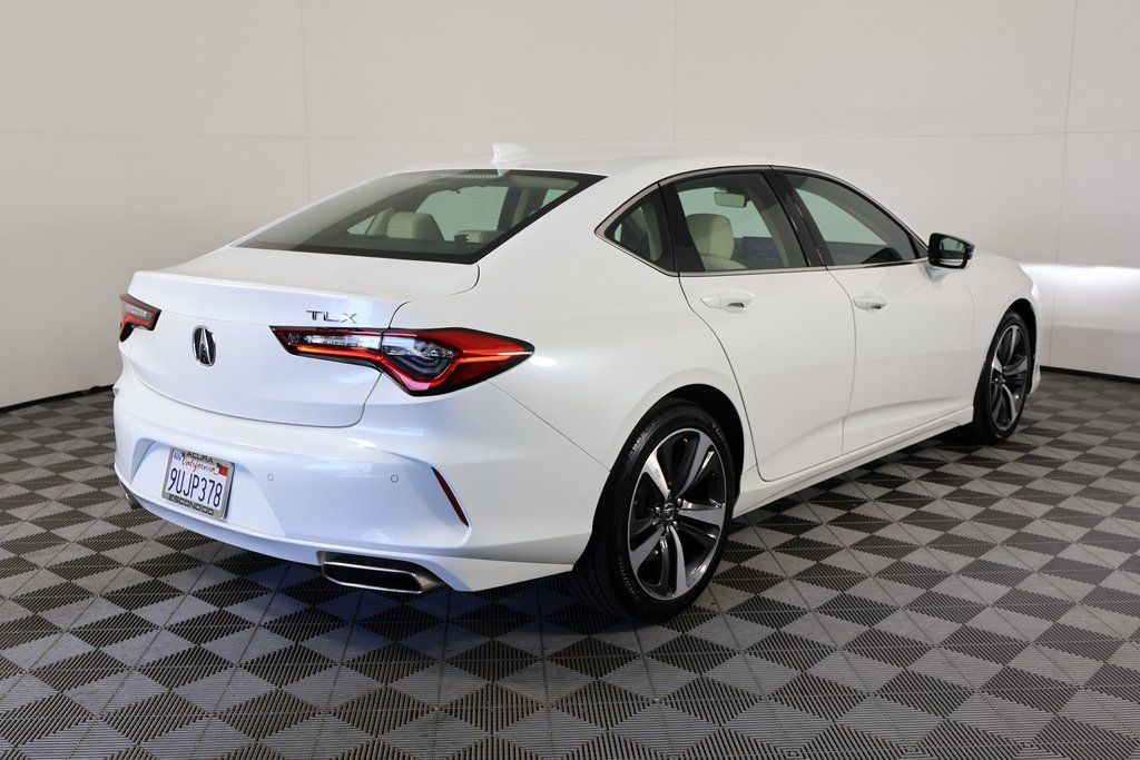 2025 Acura TLX Technology photo 4