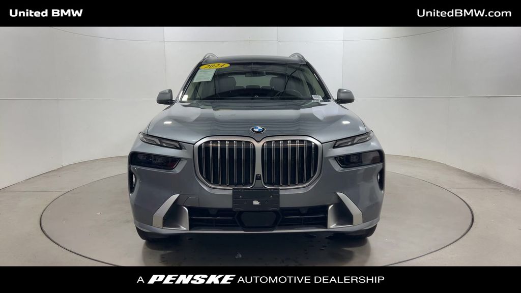 2024 Bmw X7 xDrive40i photo 3