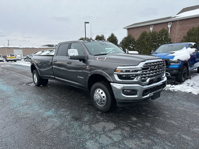 2025 Ram 3500 Limited photo 2