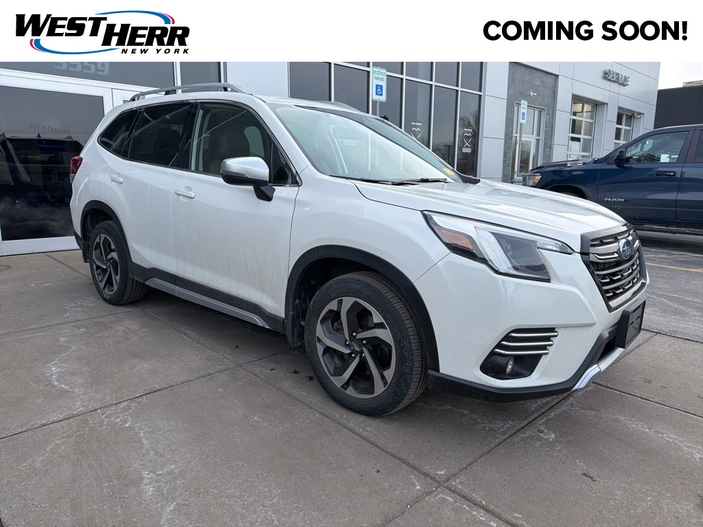 2023 Subaru Forester Touring's photo