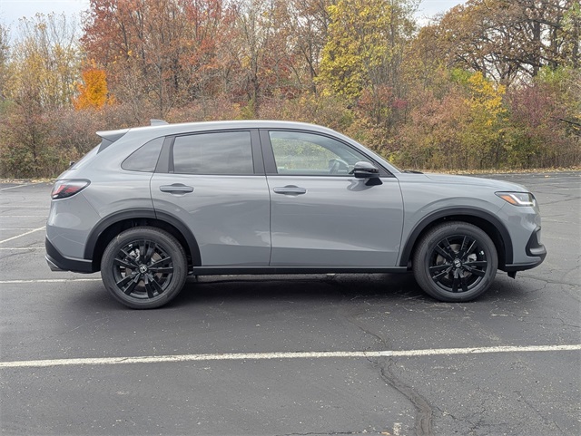2026 Honda HR-V Sport photo 4