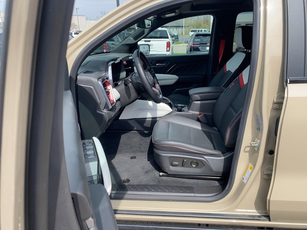 2023 Gmc Canyon AT4X photo 9