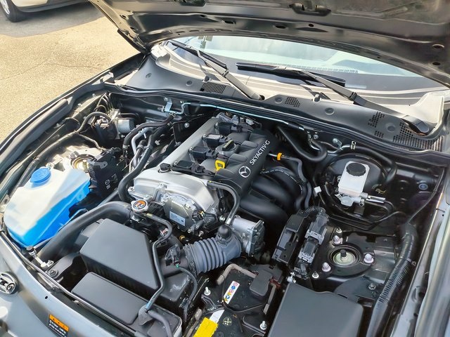 2022 Mazda MX-5 Miata RF Miata Grand Touring photo 25