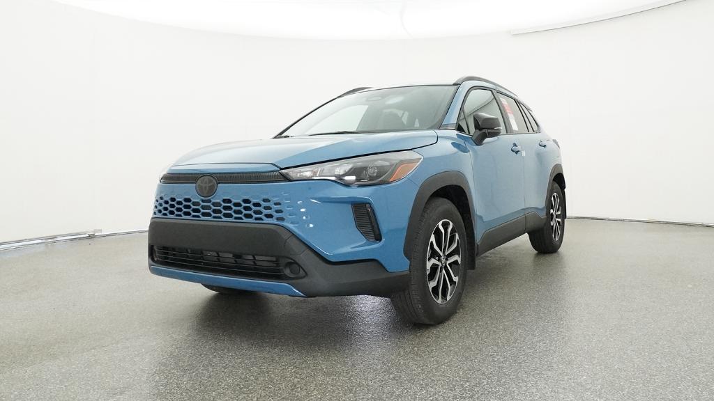 2026 Toyota Corolla Cross XLE XSE photo 2