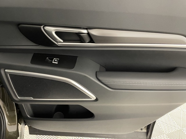 2025 Kia Telluride S photo 37