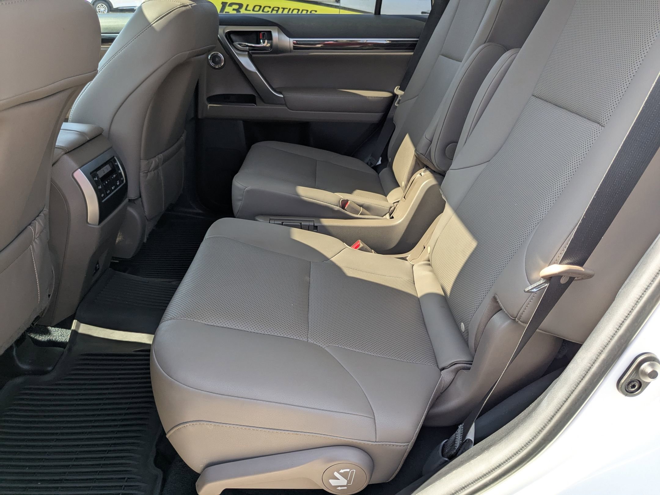 2023 Lexus GX 460 Premium photo 29