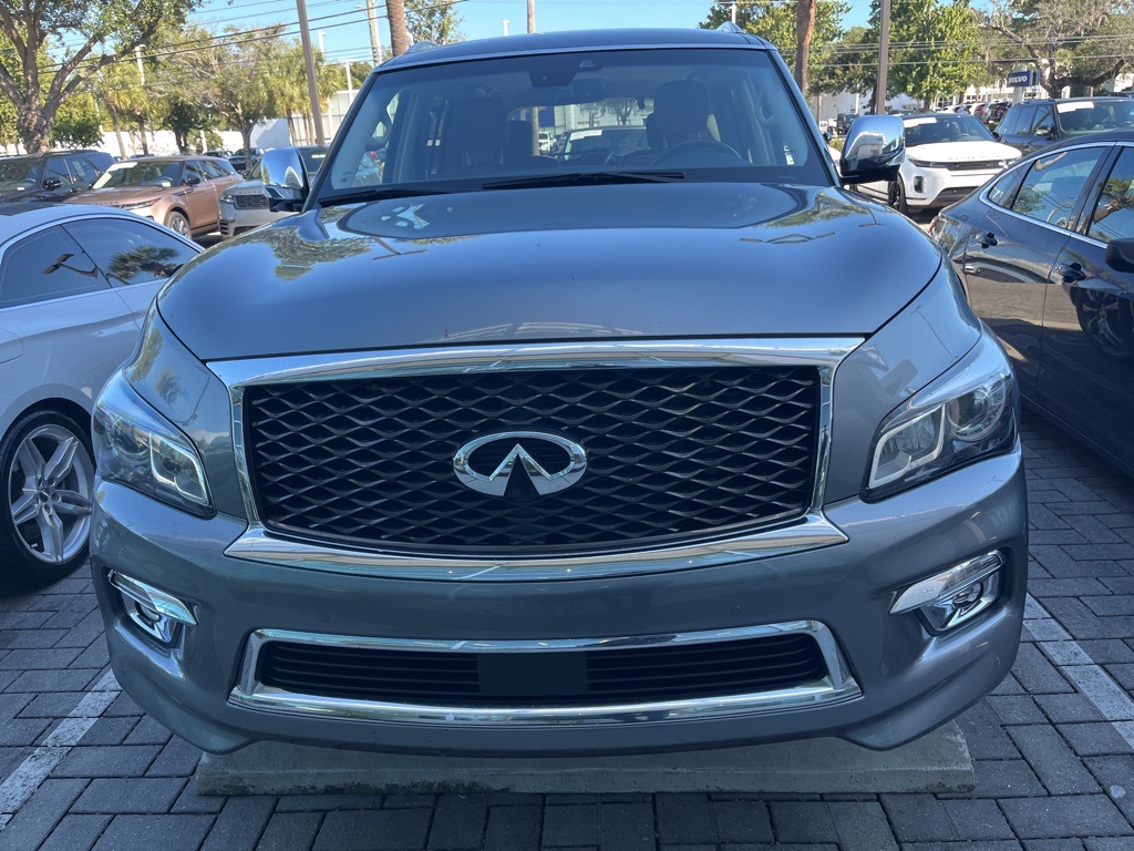 2017 Infiniti QX80 photo 2