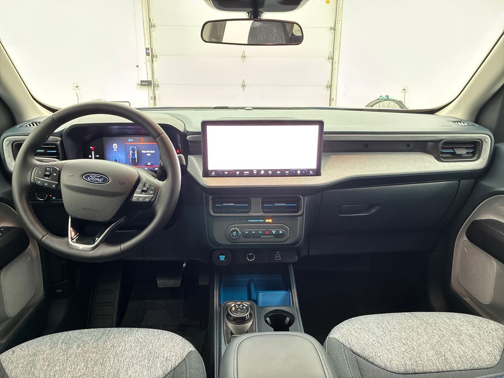 2025 Ford Maverick XLT photo 12