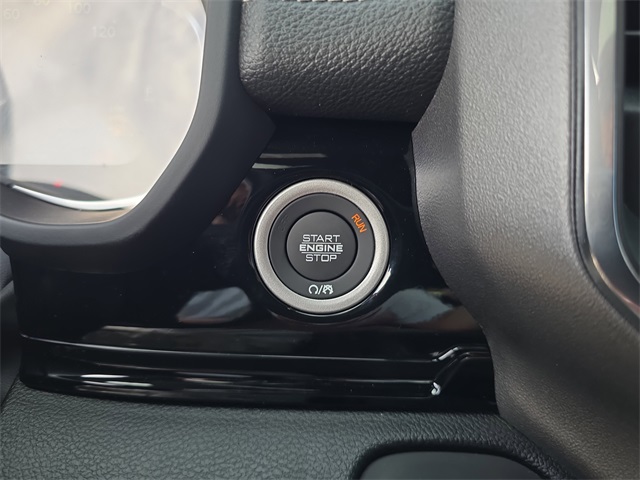 2026 Ram 1500 Laramie photo 21