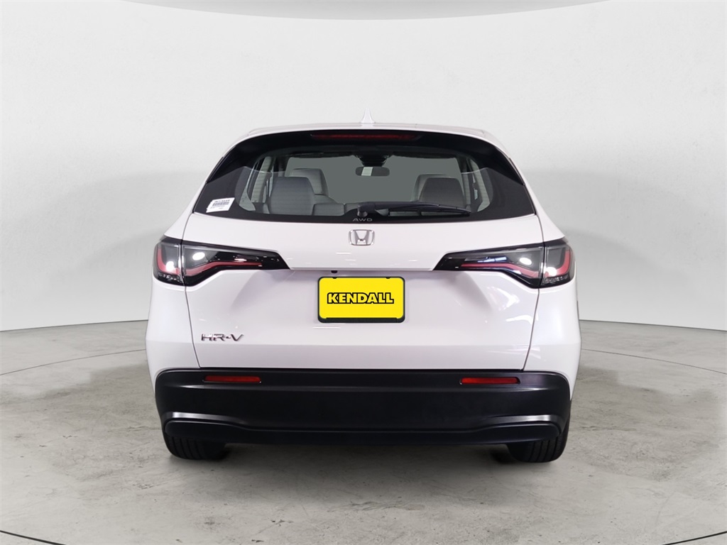 2025 Honda HR-V LX photo 3