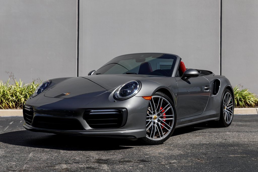 2017 Porsche 911 S Cabriolet photo 3