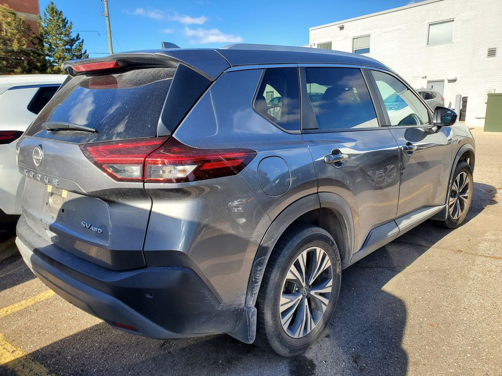 2023 Nissan Rogue SV photo 4
