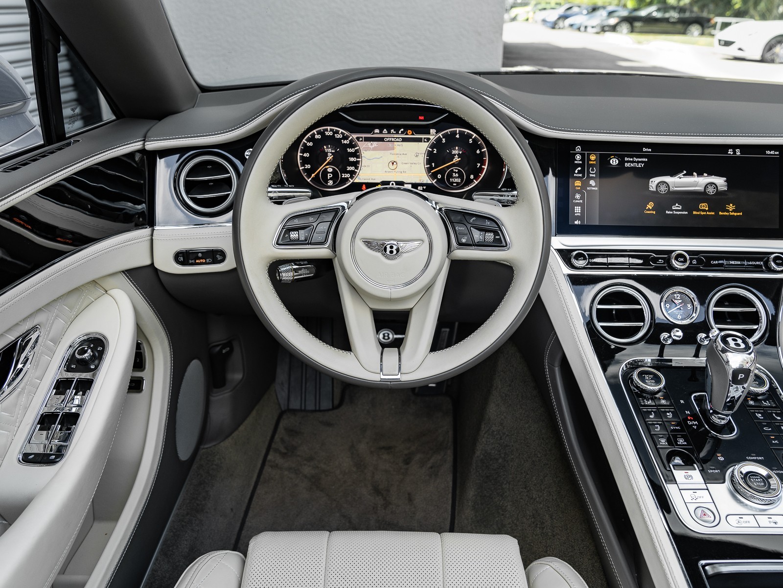 2022 Bentley Continental GT V8 photo 8