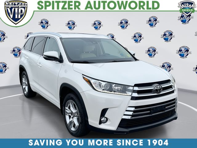 2018 Toyota Highlander Limited's photo