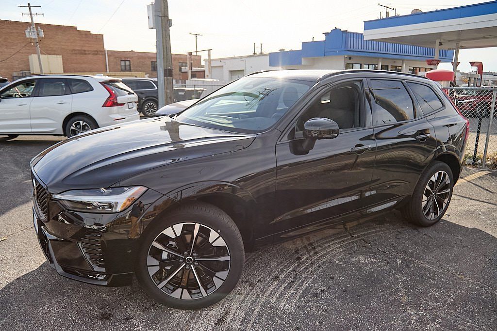 2026 VOLVO XC60 - Image 1