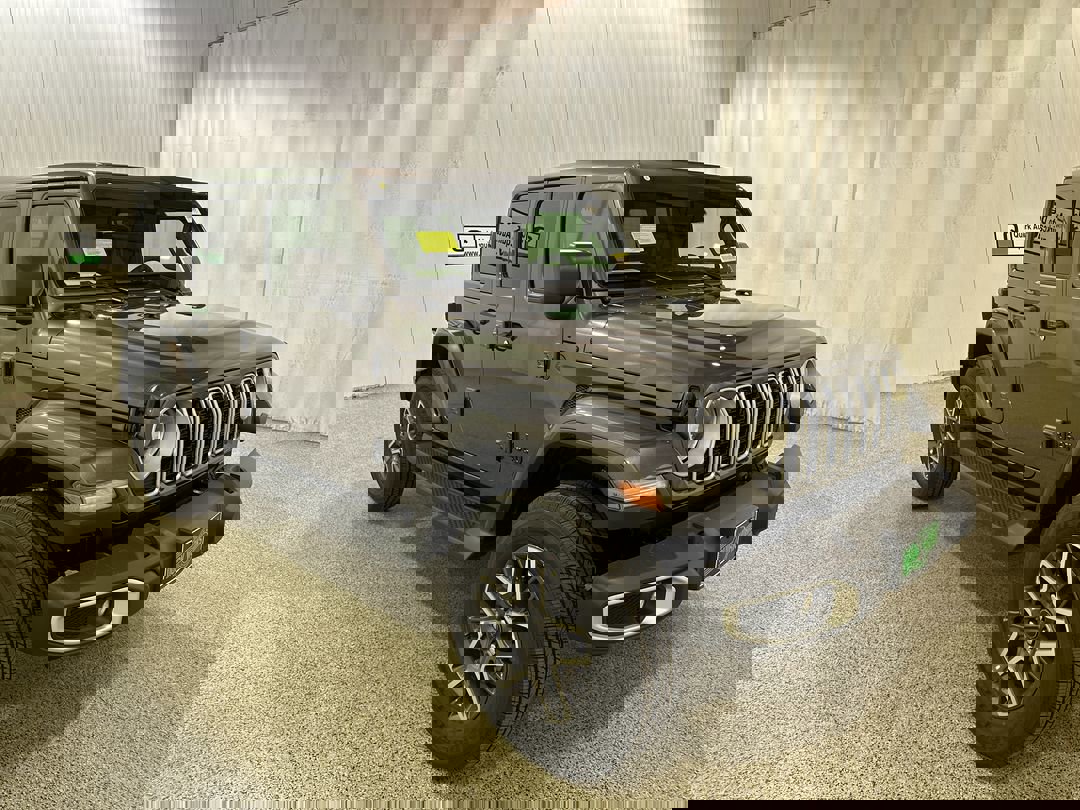 2026 Jeep Wrangler 4-Door Sahara's photo