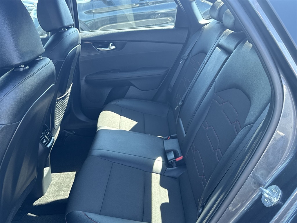 2023 Kia Forte GT photo 28