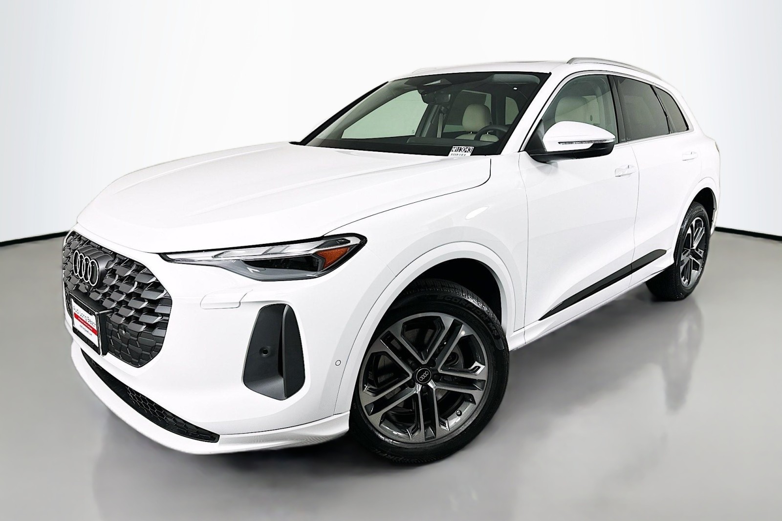 2025 Audi New Q5 Premium's photo