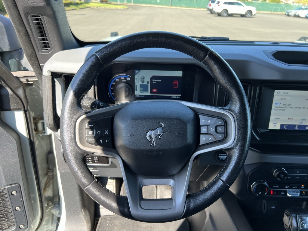 2023 Ford Bronco Black Diamond photo 18