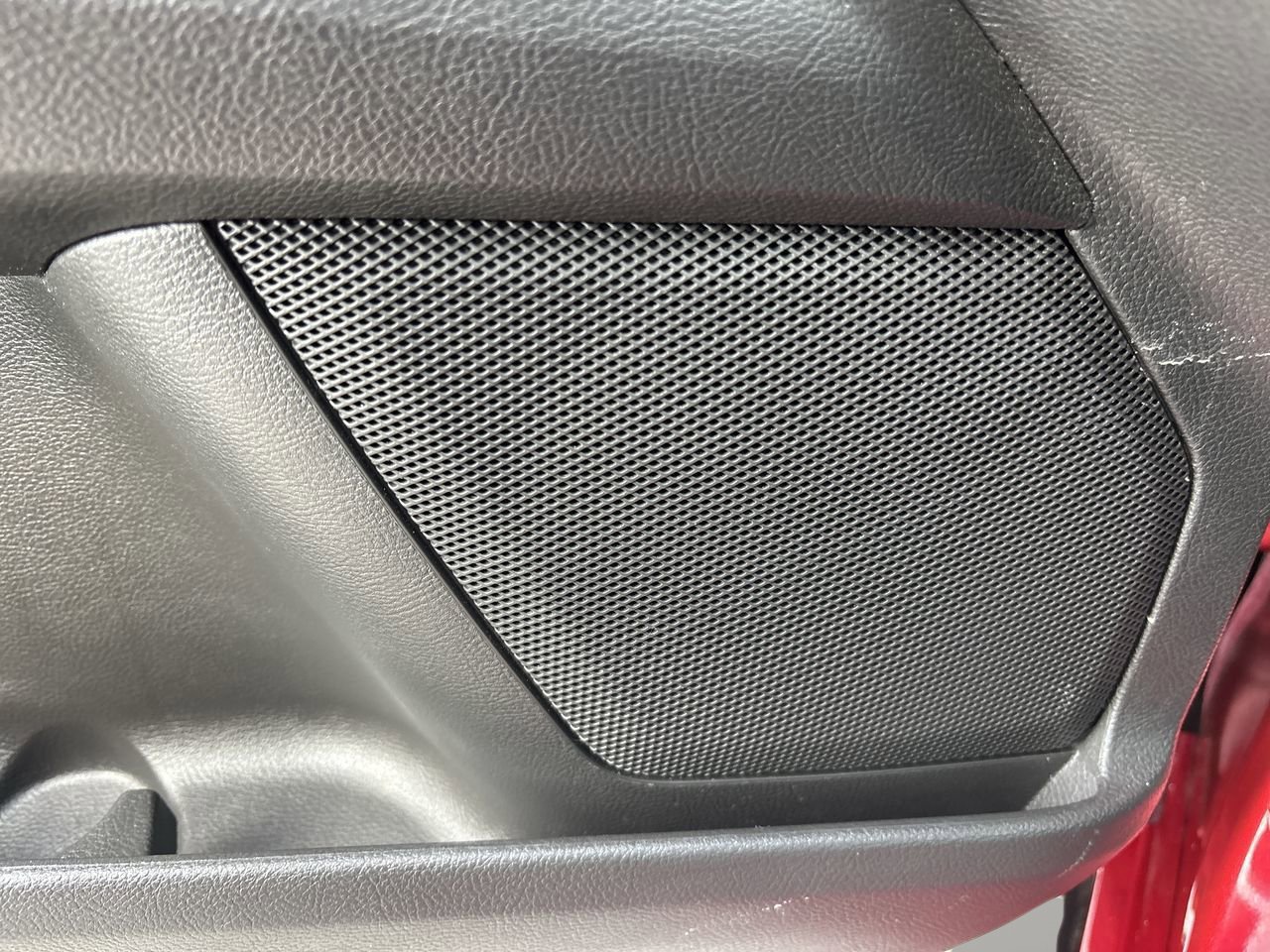2014 Ford Fusion Titanium photo 17