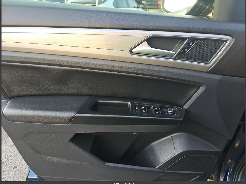 2019 Volkswagen Atlas SE photo 18