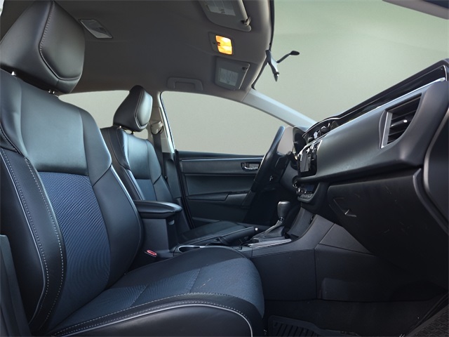2014 Toyota Corolla Plus photo 15
