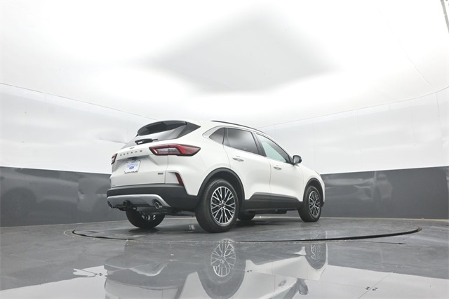 2025 Ford Escape Plug-In Hybrid photo 32