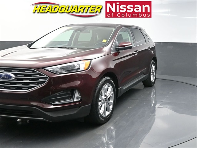 2024 Ford Edge Titanium's photo