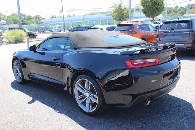 2016 Chevrolet Camaro 2LT photo 24