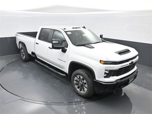 2026 Chevrolet Silverado 2500HD Custom's photo
